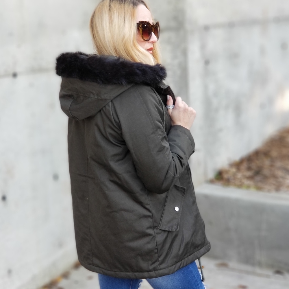 Warm Army Green Coat - Picture 3 of 5